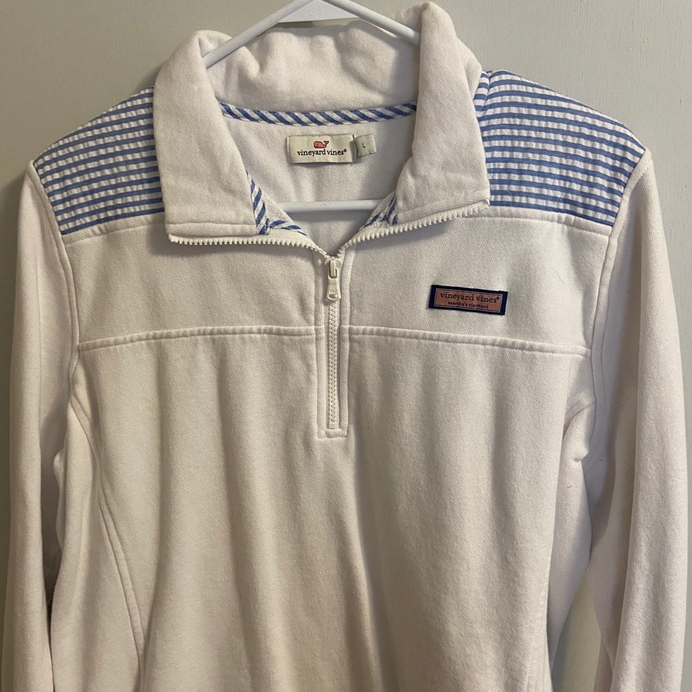 Vineyard Vines Popover